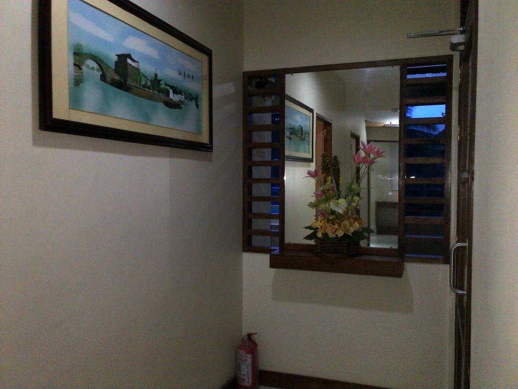 Qm Pension House Ταγκμπιλαράν Εξωτερικό φωτογραφία